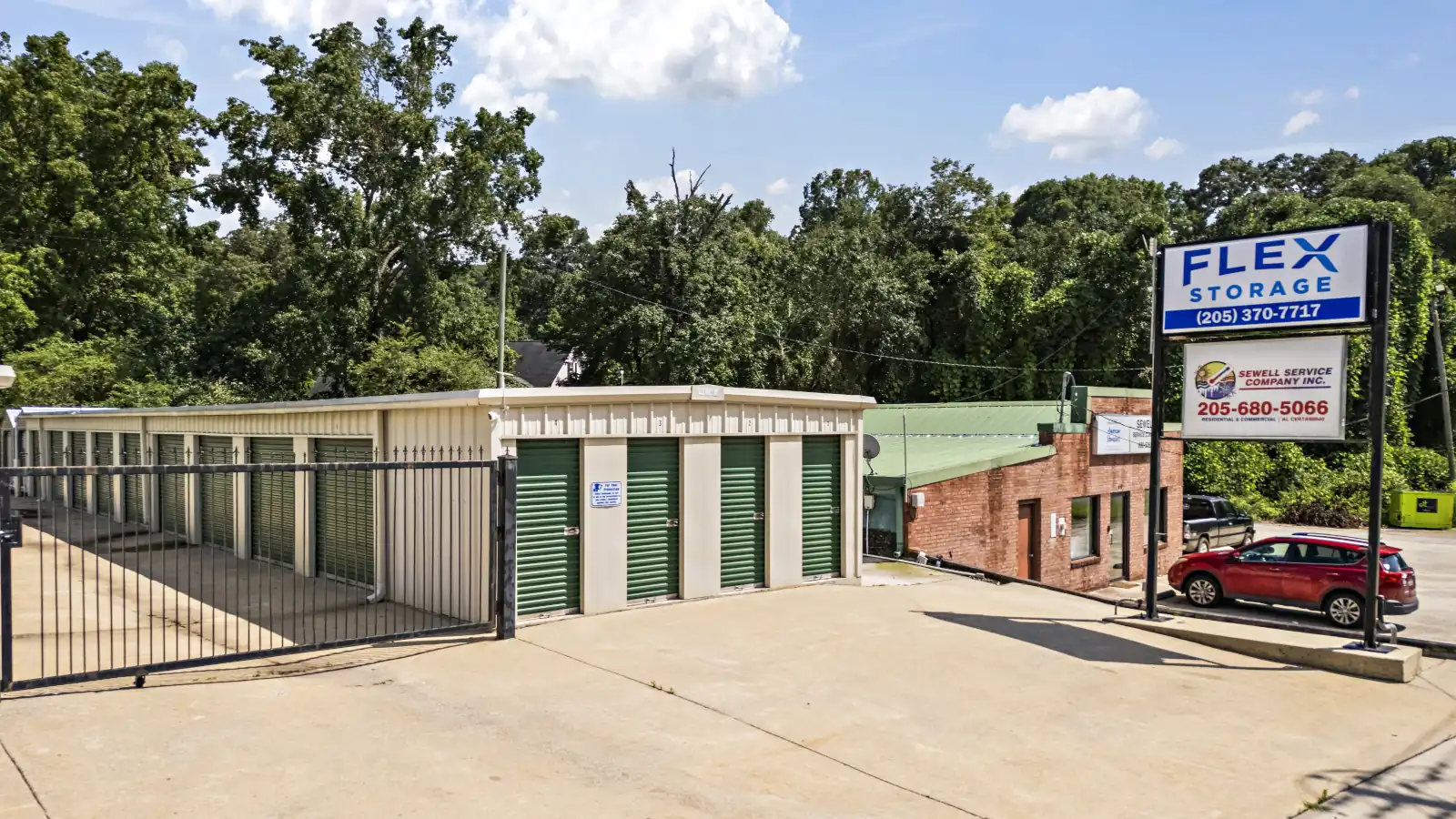Storage Units near Clay