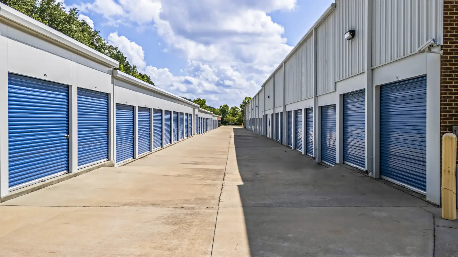 drive up storage units