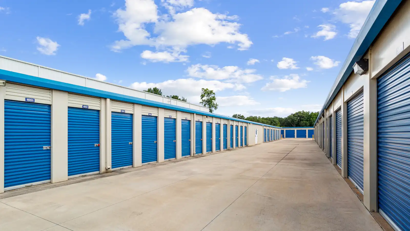 drive up storage units