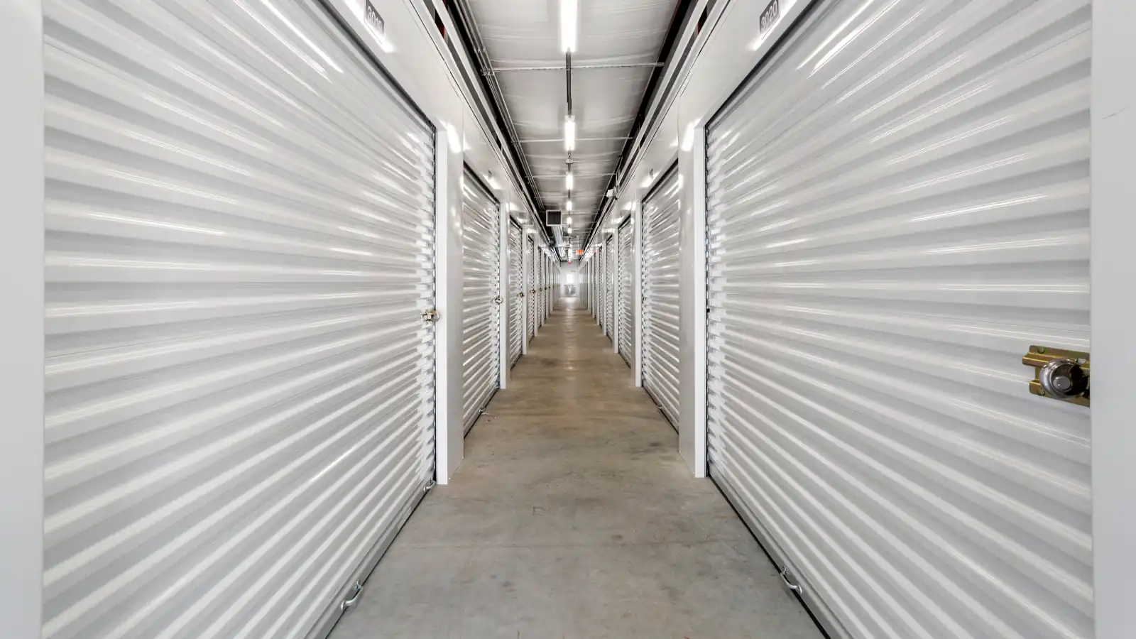 Clean, Secure Storage Units