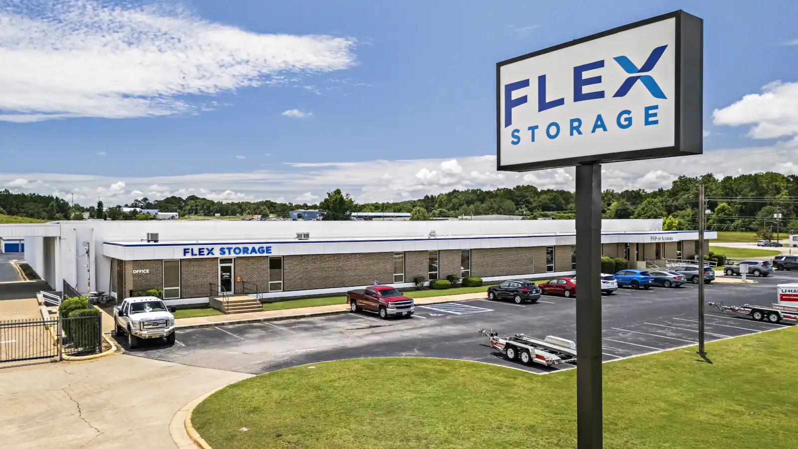 Storage Units near Clay